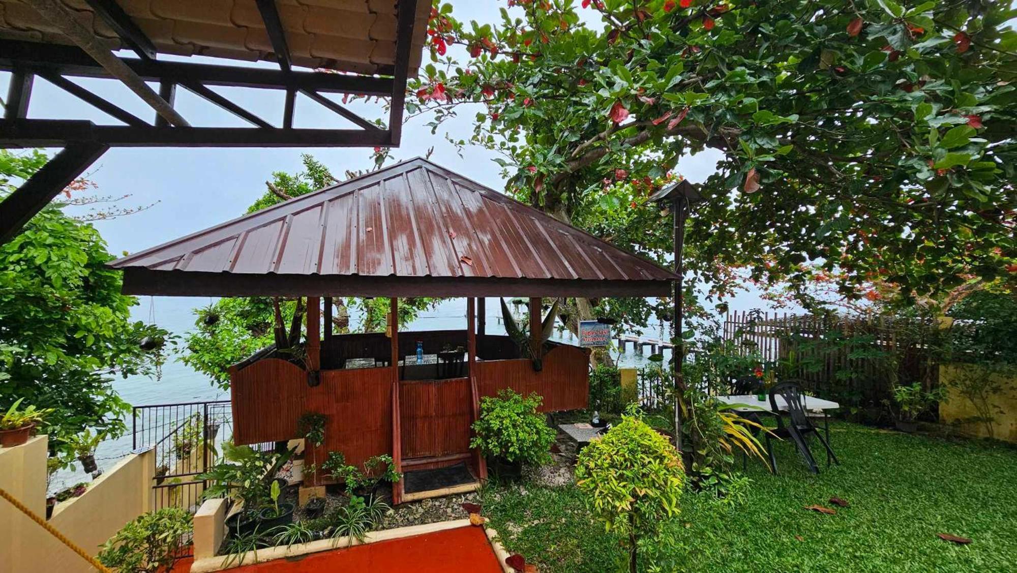Eagles Nest Beach Resort Davao City Esterno foto